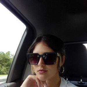 Meet your Posher, Diana